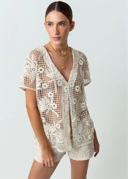 Knitted shirt