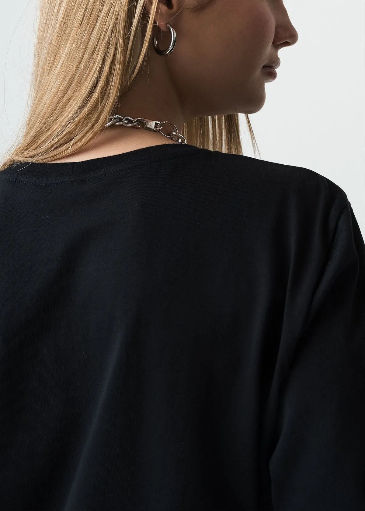 Traditional silhouette T-shirt
