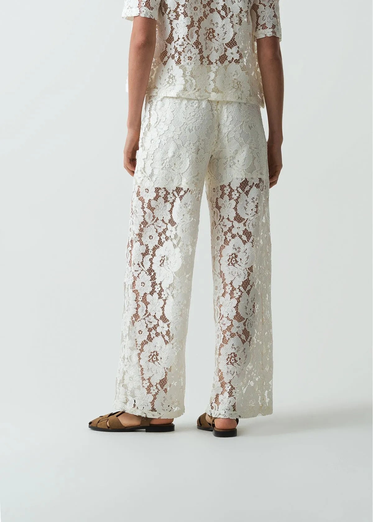 Pants in woven fabric