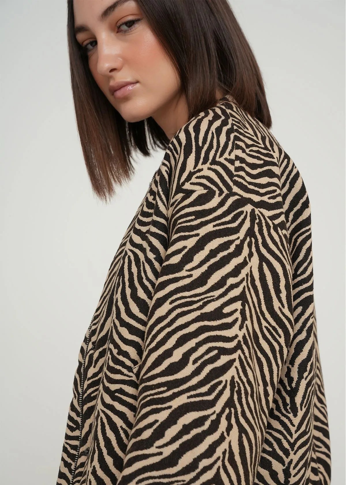 Animal print jacket with zipper