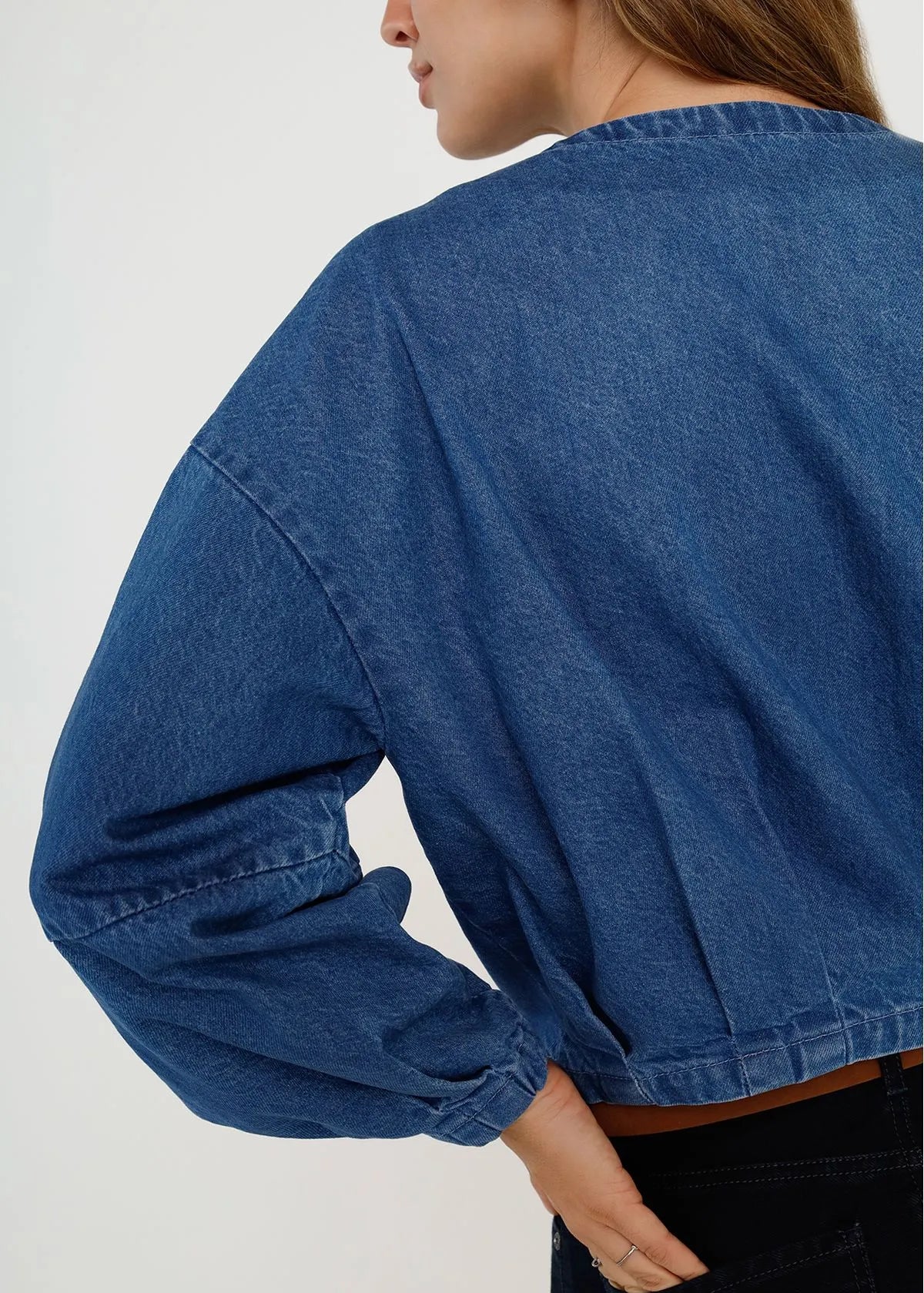 acket with closure adjustment