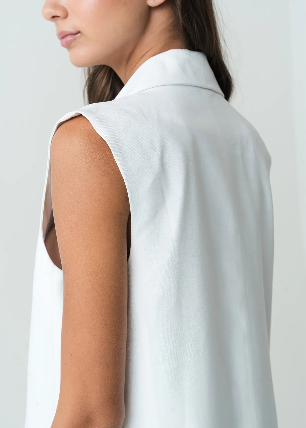 Vest with lape collar