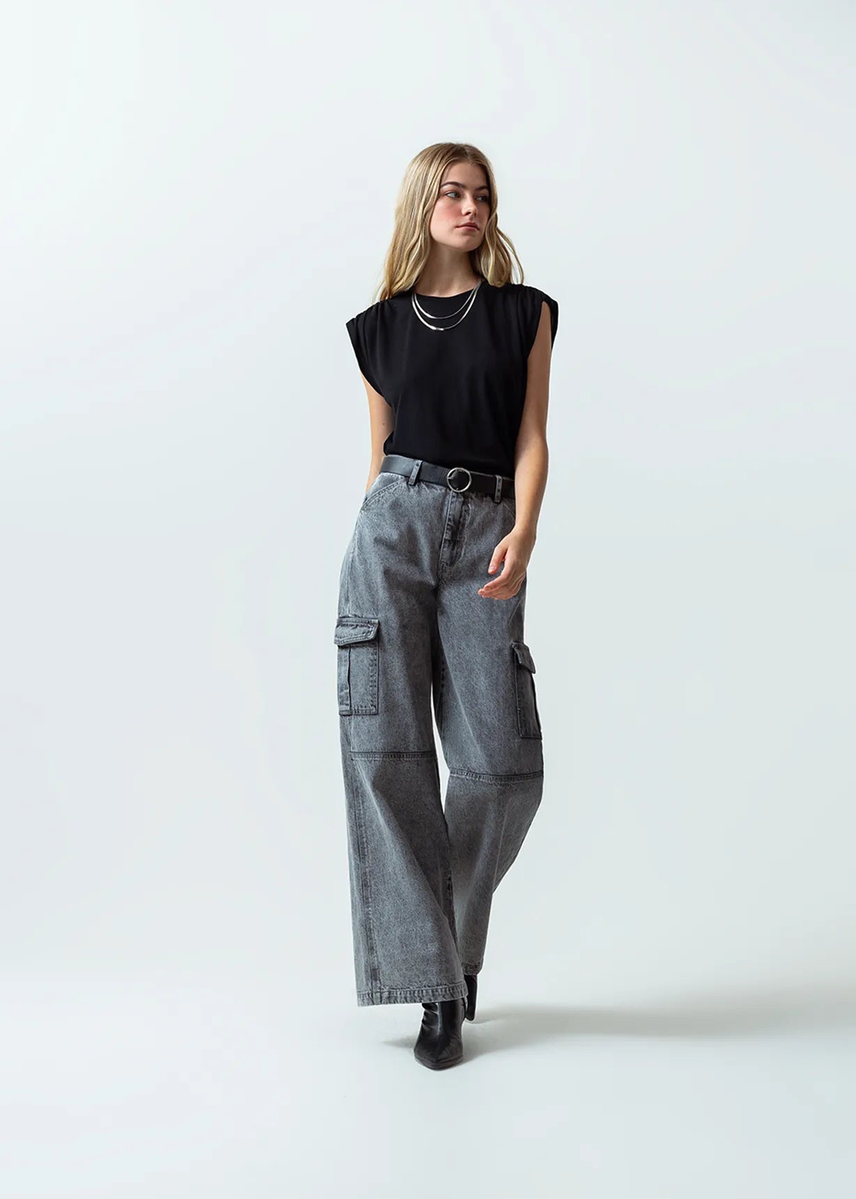 Sisa sleeve T-shirt