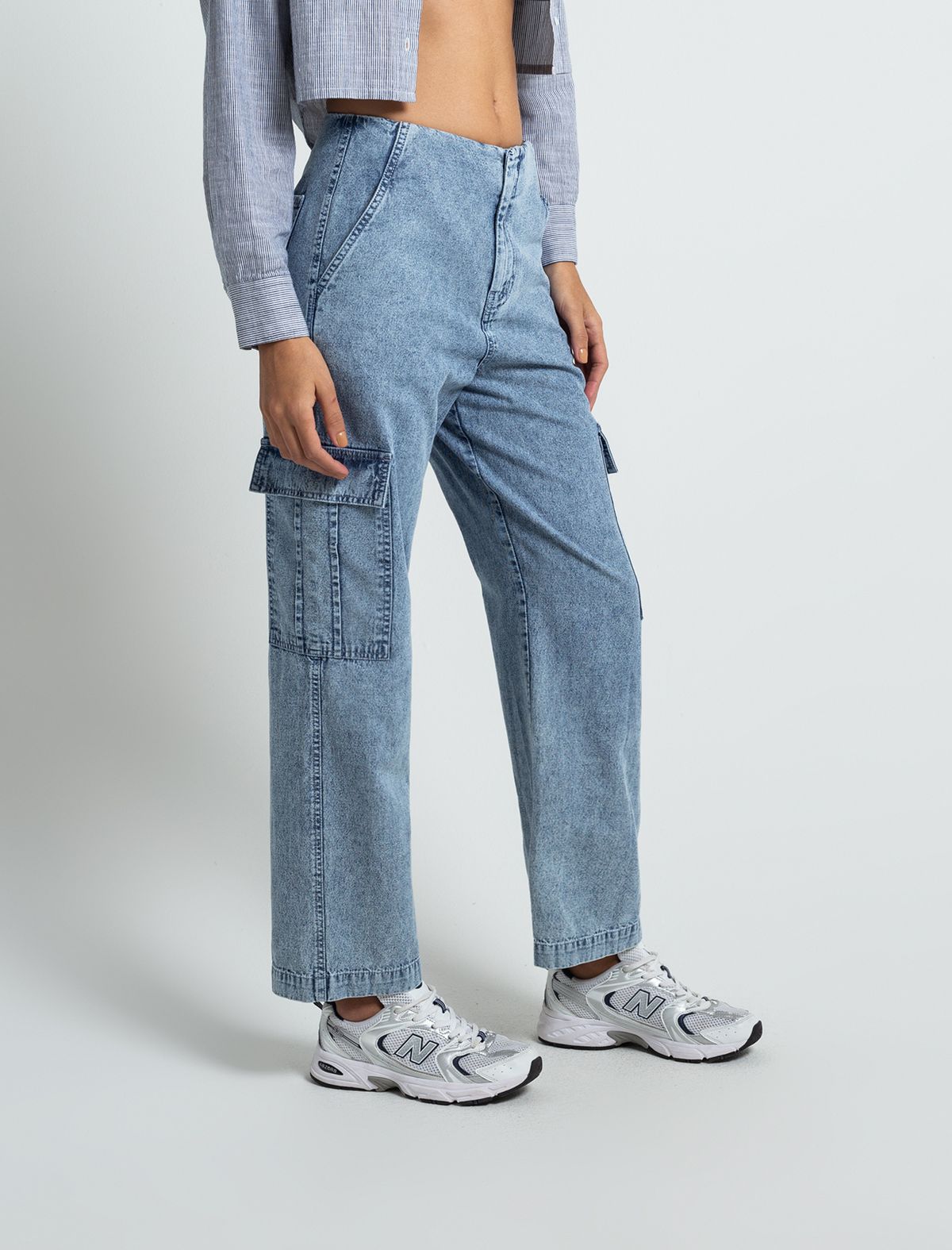 Waistless style pants