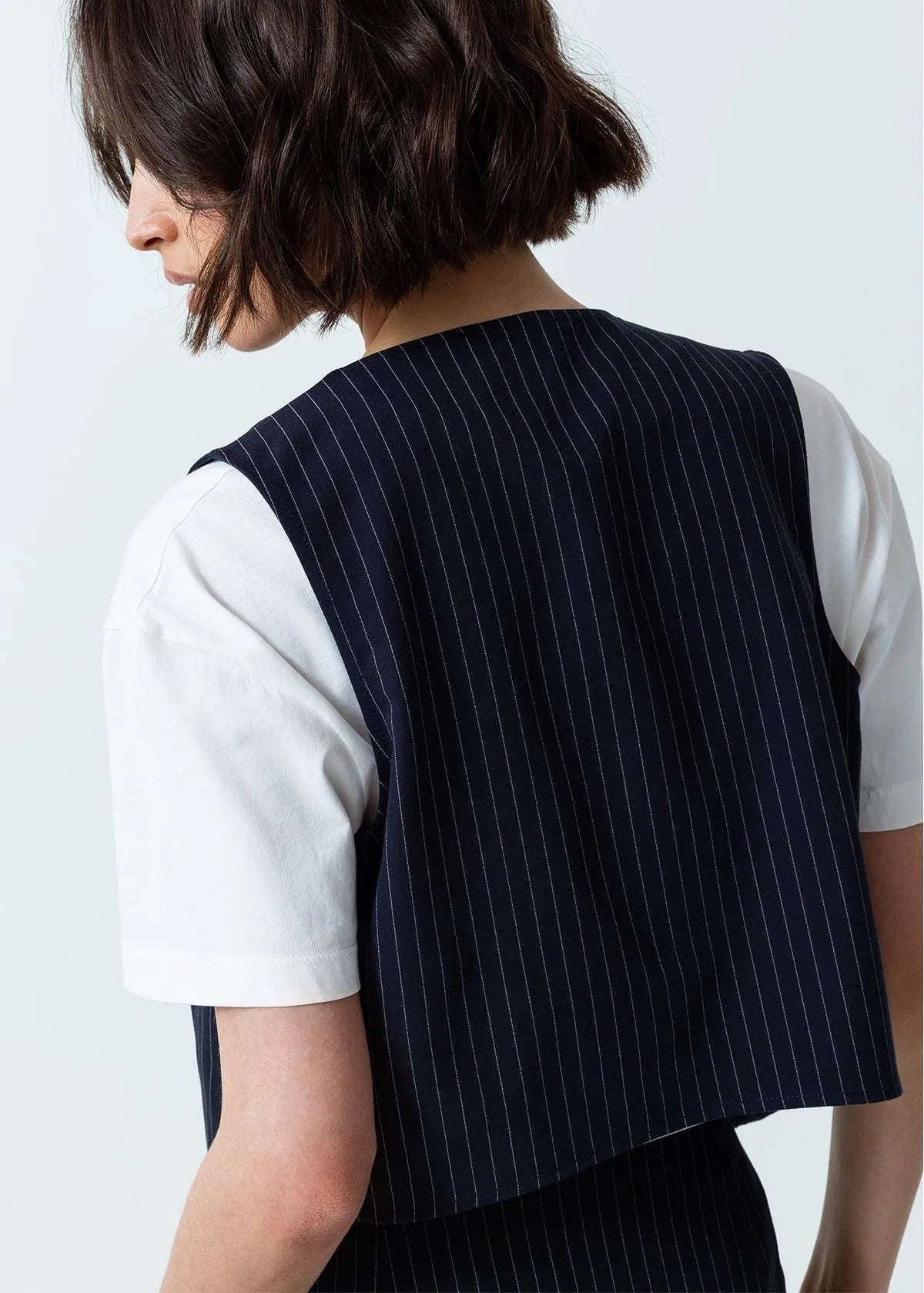 Vest type.