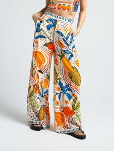 Flowing Fabric Pant