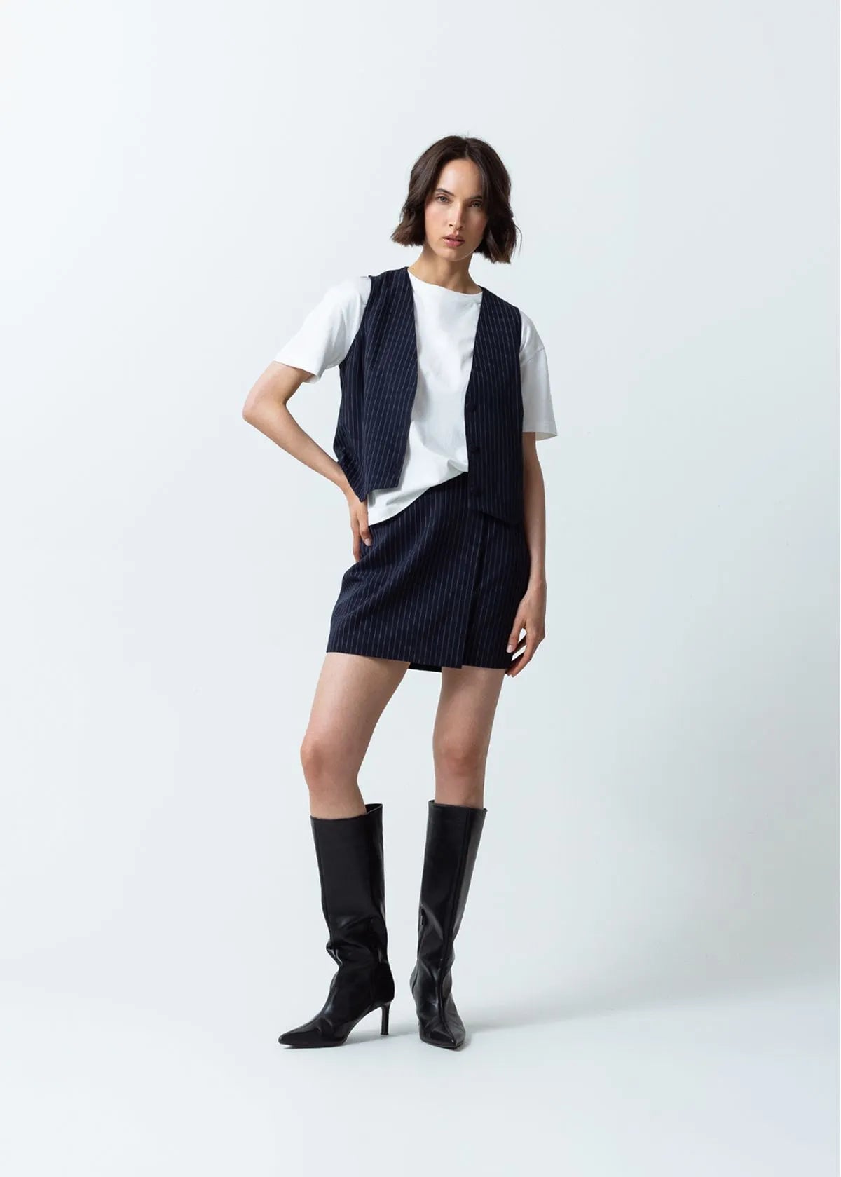 Vest type.