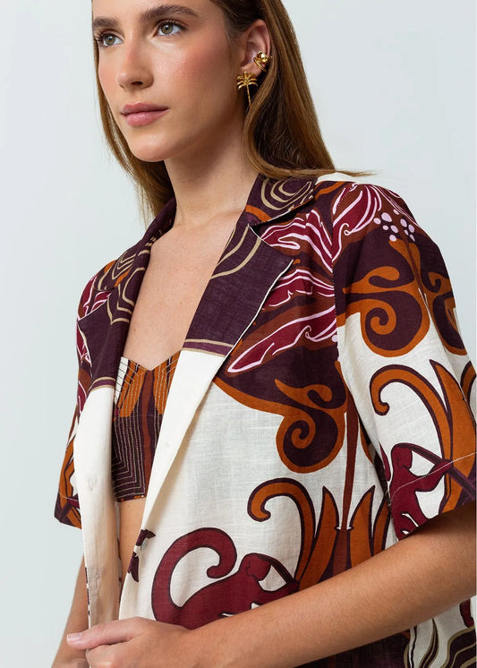 Short-sleeved shirt in linen effect