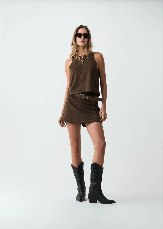 Set in Suede design.