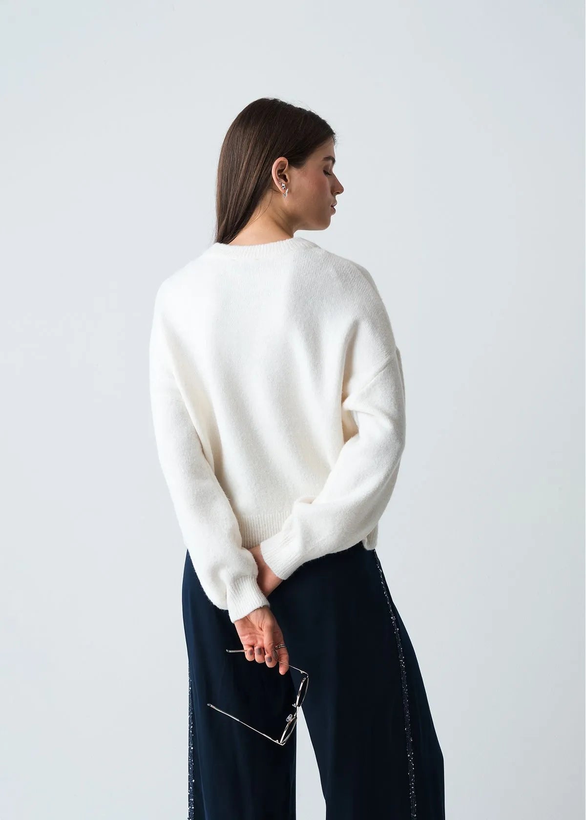 Woven diver with appliques