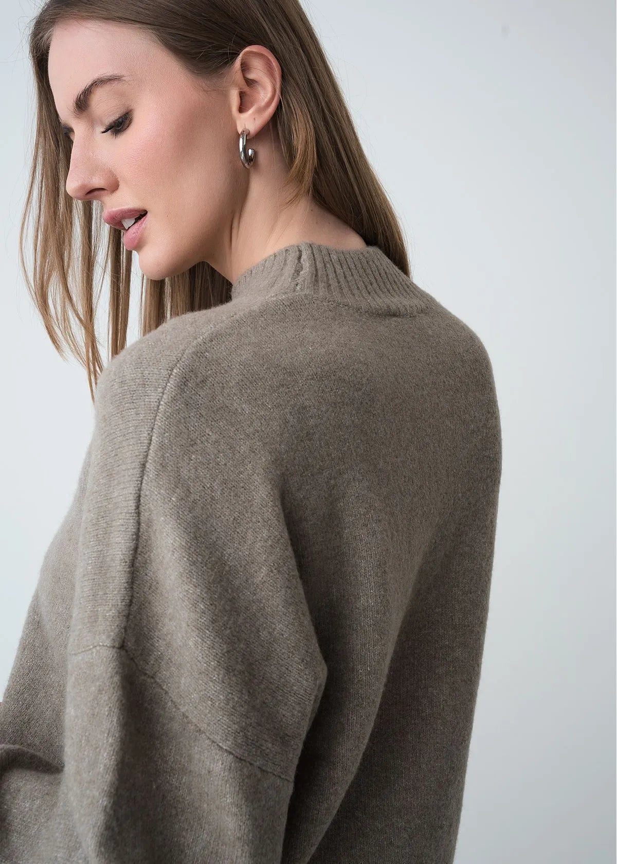 High neck fabric diver