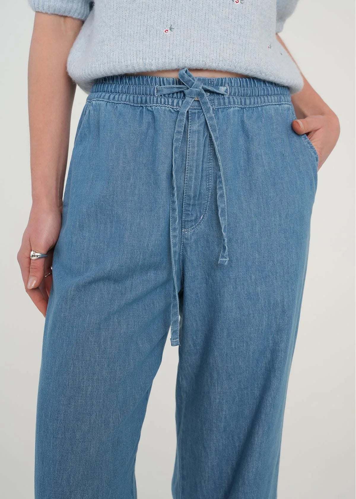Pants with elastic waist