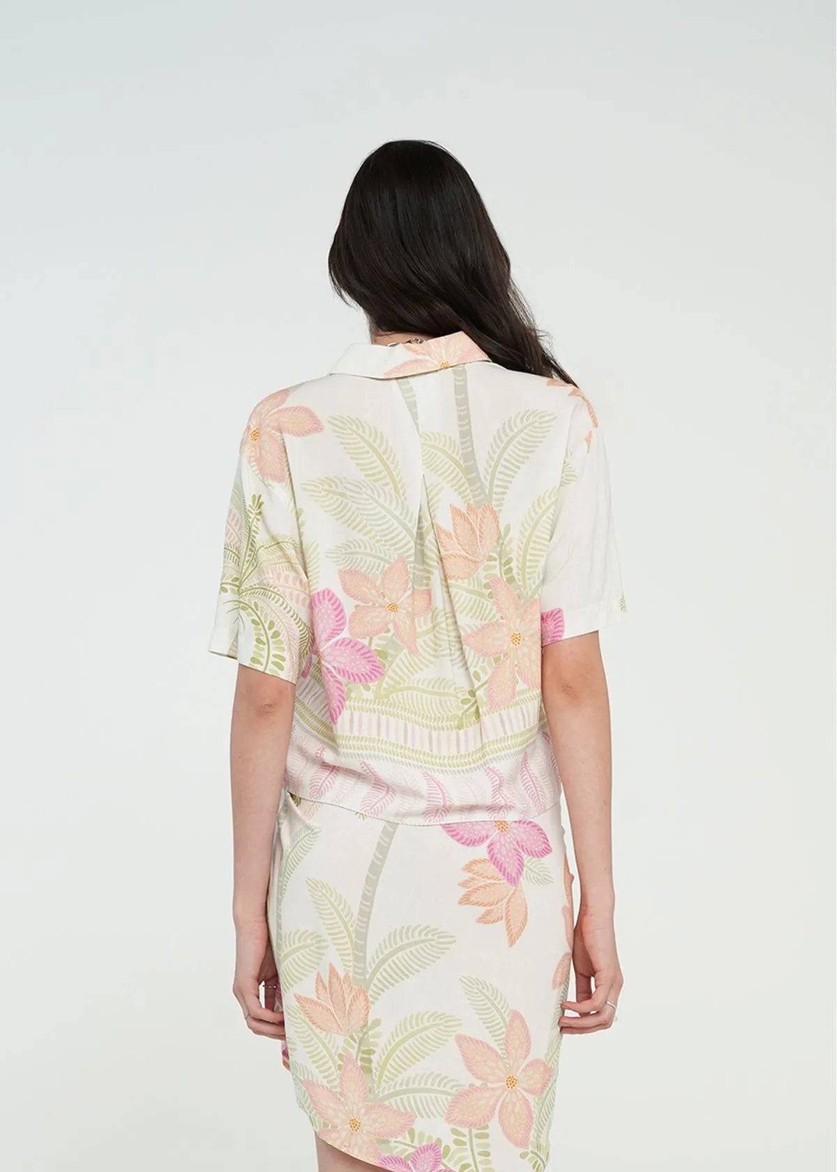 Shirt with wild print