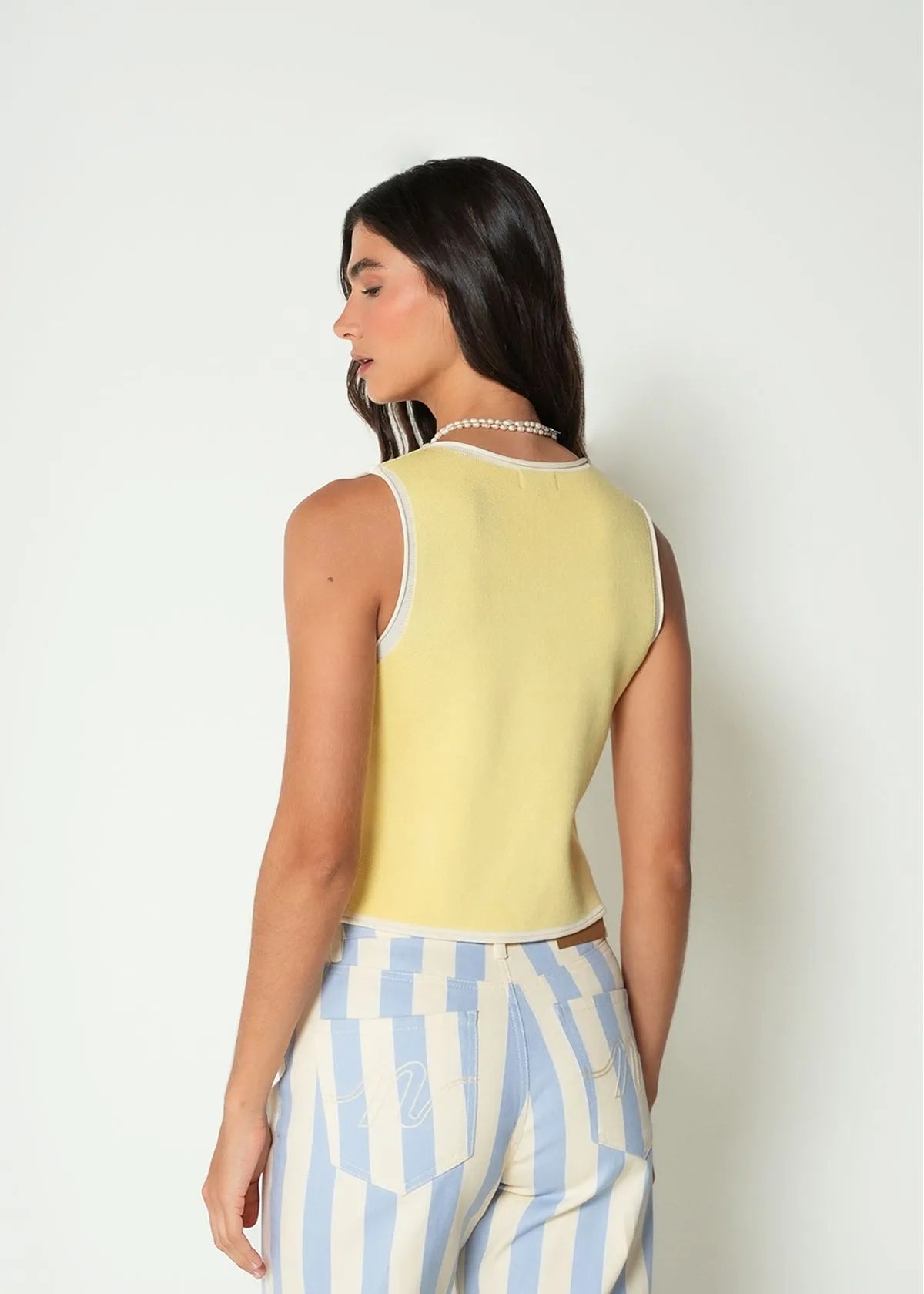 T-shirt woven with armhole sleeves