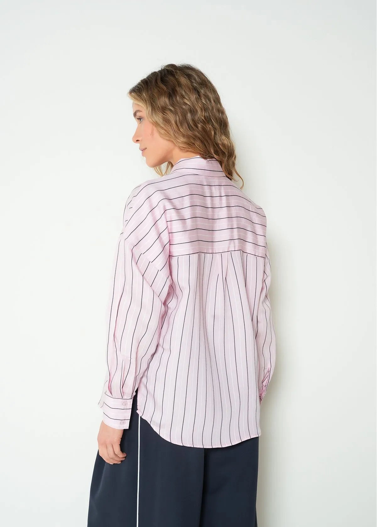 Regular long sleeve striped shirt