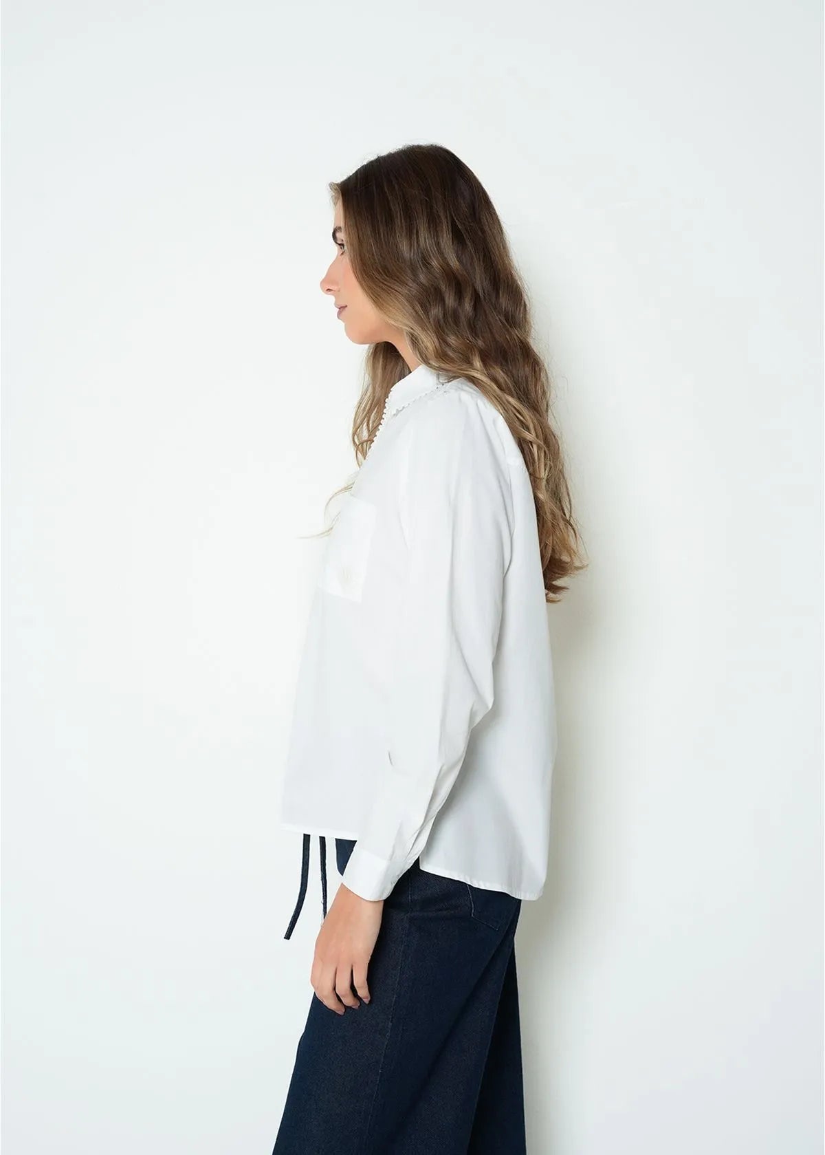 Long sleeve shirt classic collar embroidered