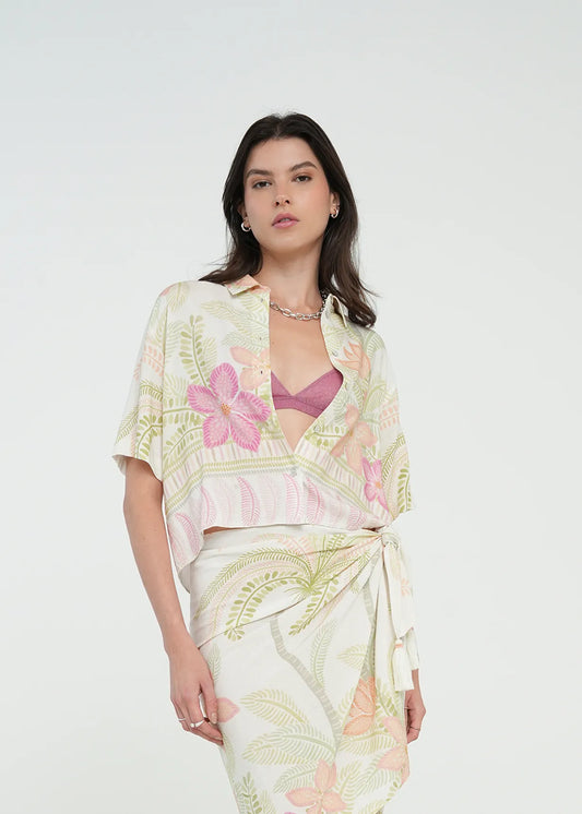 Shirt with wild print