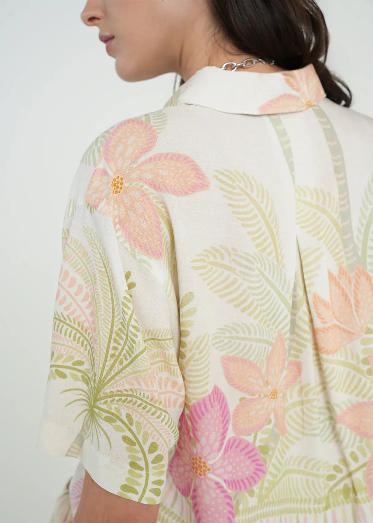 Shirt with wild print
