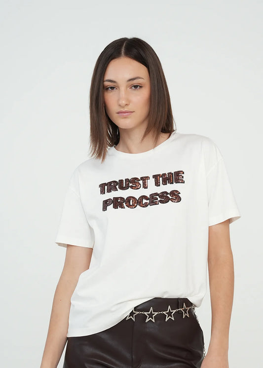 T-shirt with text in sequins