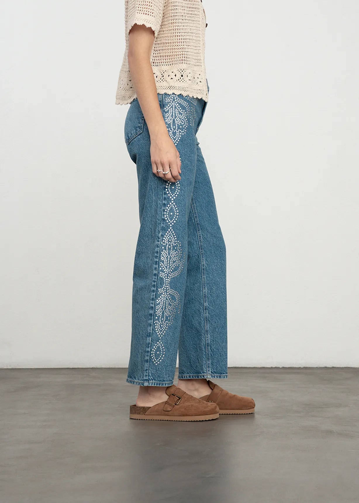 Jean Straight with flowers in taches