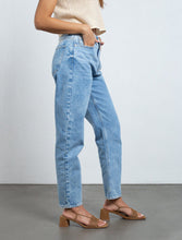 Load image into Gallery viewer, Medium tone jeans.  • High waist.  • Mom fit.  • Five pockets.  • Waistband pins.
