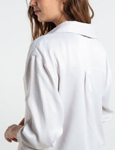 Load image into Gallery viewer, Lapel collar shirt
