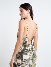 Load image into Gallery viewer, Strappy dress.
