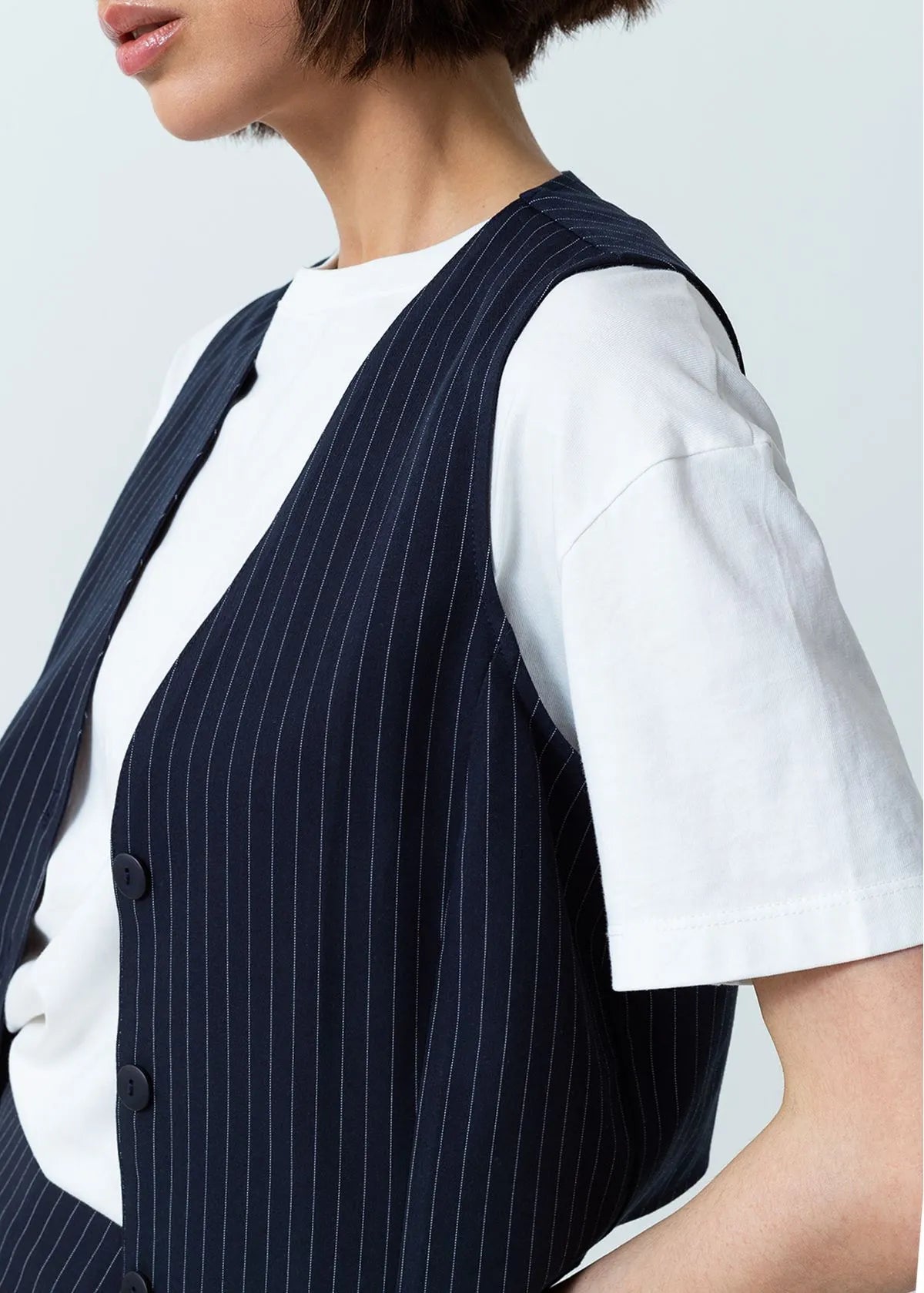 Vest type.