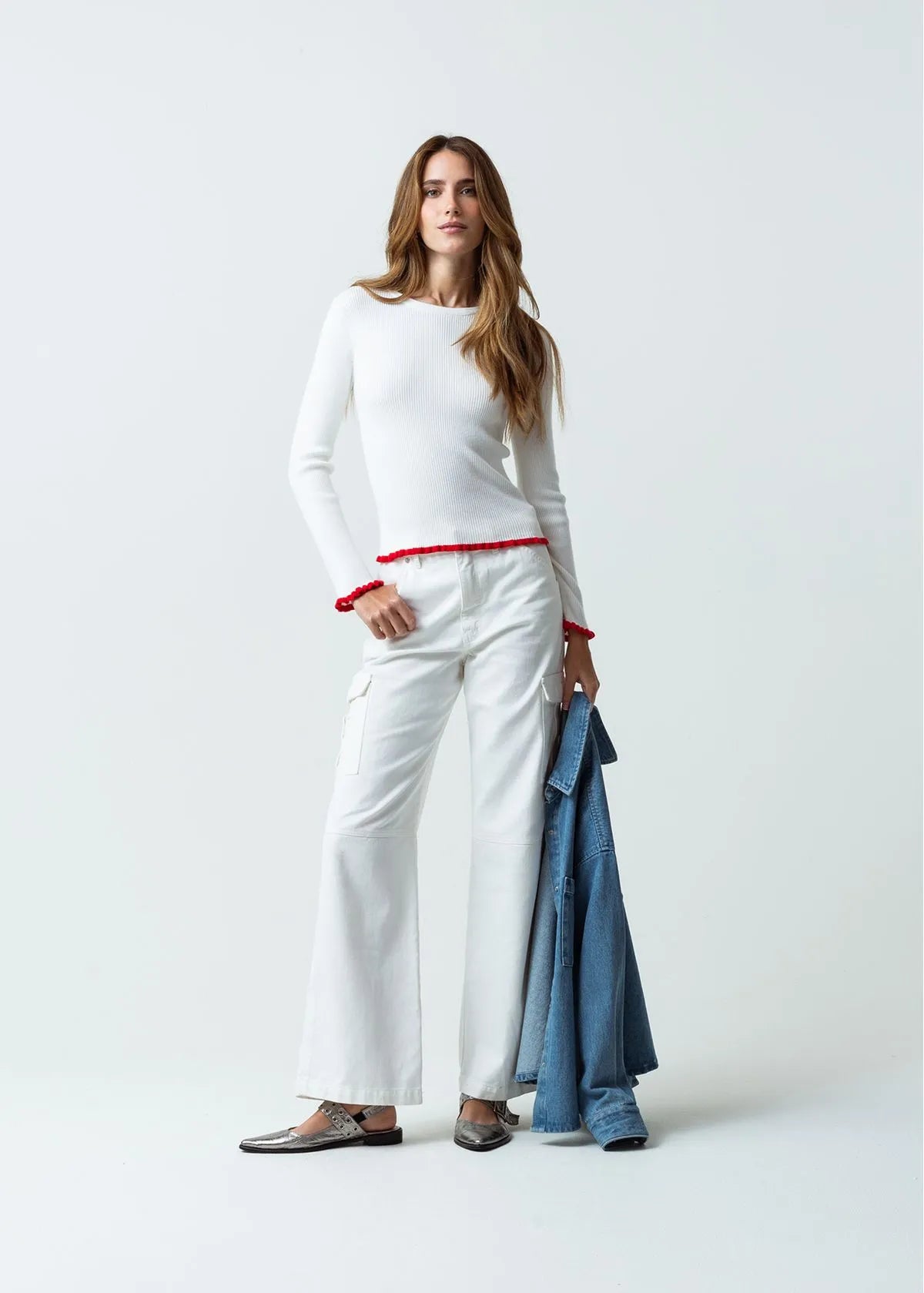 Semi-tight woven shirt