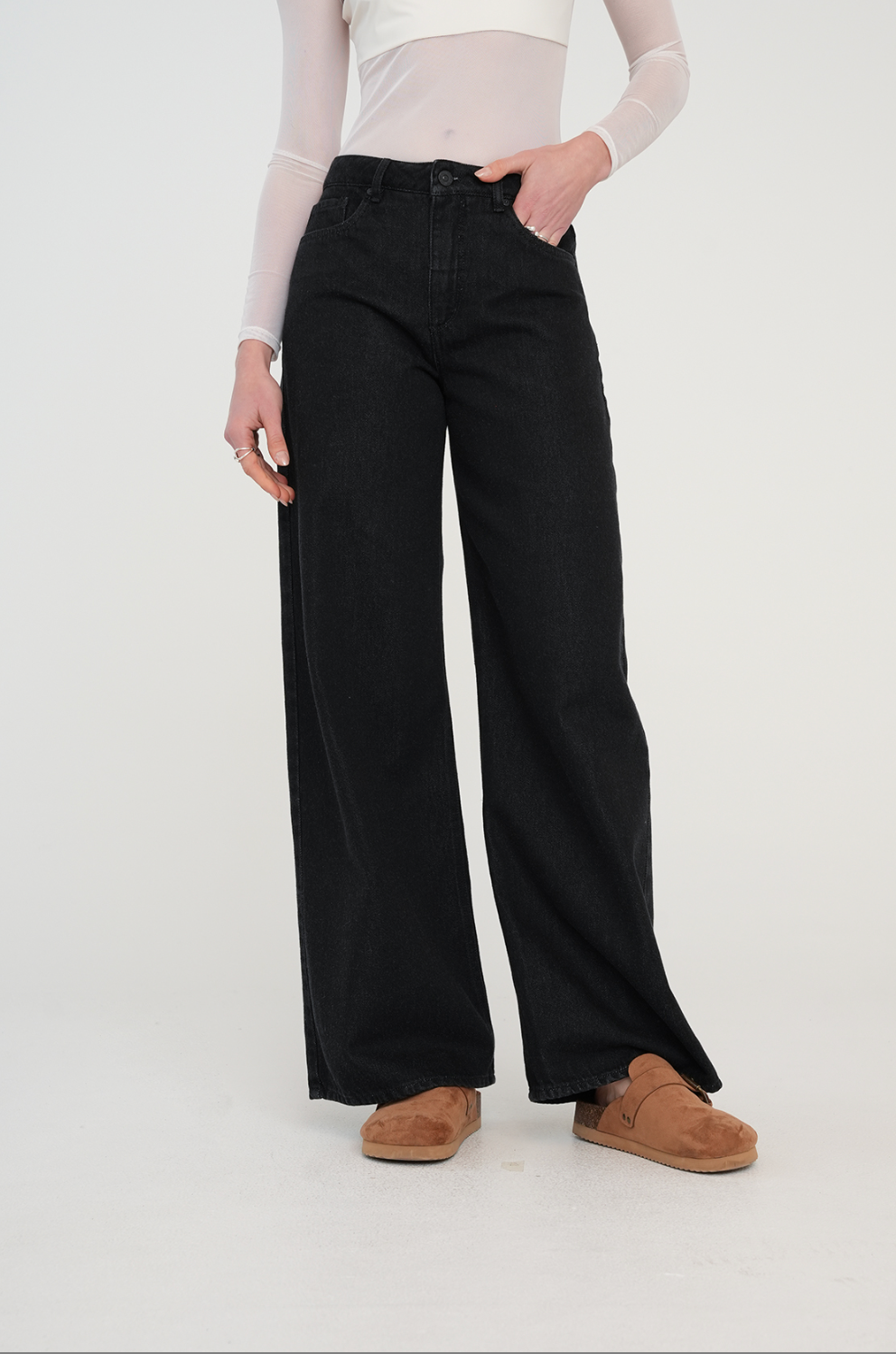High-rise black wide leg jeans