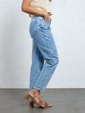 Load image into Gallery viewer, Medium tone jeans.  • High waist.  • Mom fit.  • Five pockets.  • Waistband pins.
