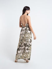 Load image into Gallery viewer, Strappy dress.
