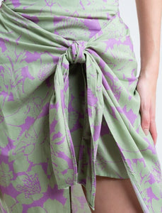 Knotted skirt in front.